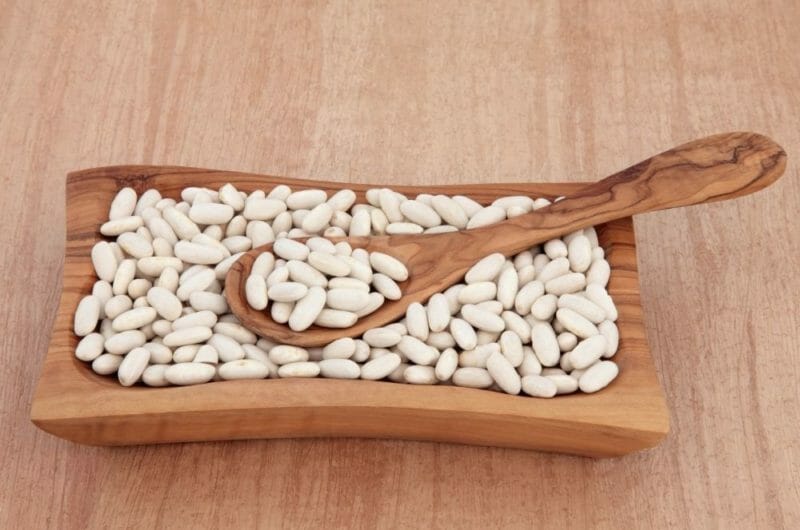 11 Best Cannellini Beans Substitutes
