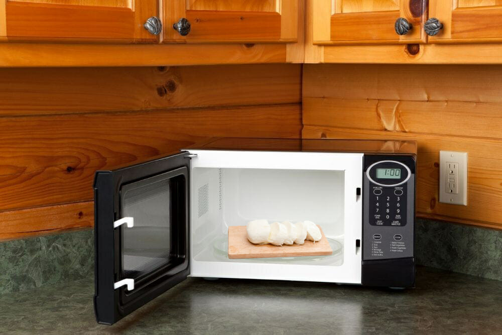 The Best Way To Melt Mozzarella Cheese (In The Microwave)