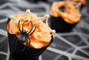 10 Delicious Spider Cupcake Recipes