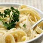 10 Perfect Sides To Serve With Fettuccine Alfredo