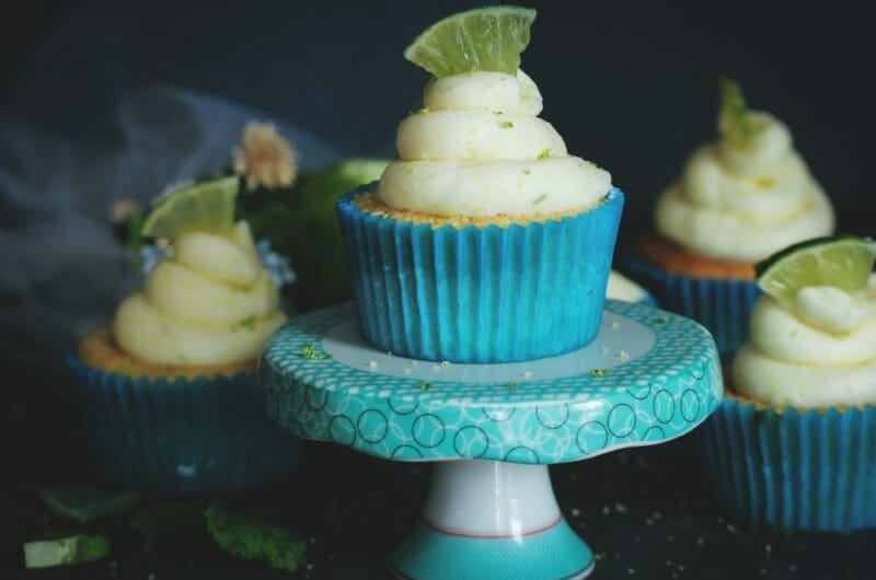 10 Stunning Lime Cupcake Recipes
