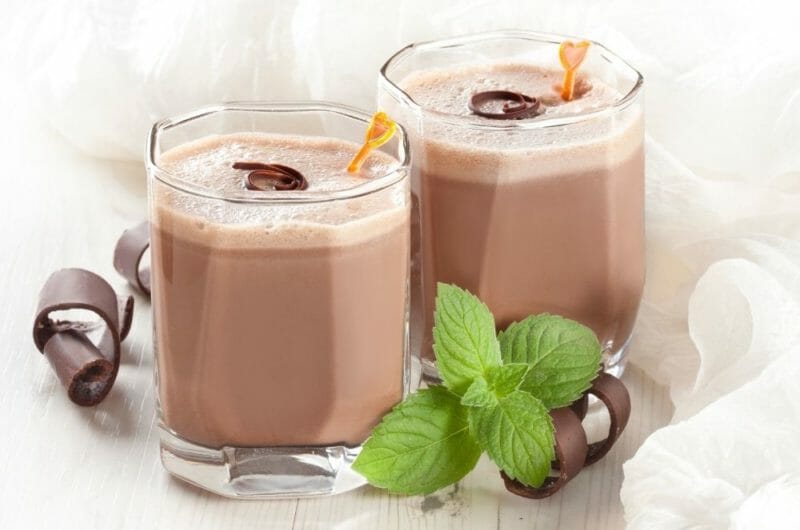 15 Delicious Chocolate Milkshake Recipes