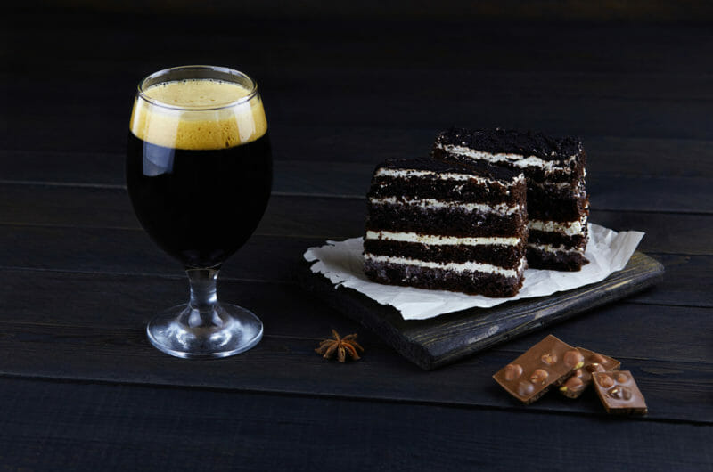 15 Outstanding Chocolate Cake Shot Recipes