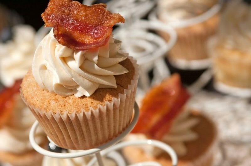 15 Amazing Bacon Jalapeño Peach Cupcakes