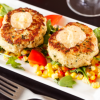 What To Eat With Crab Cakes