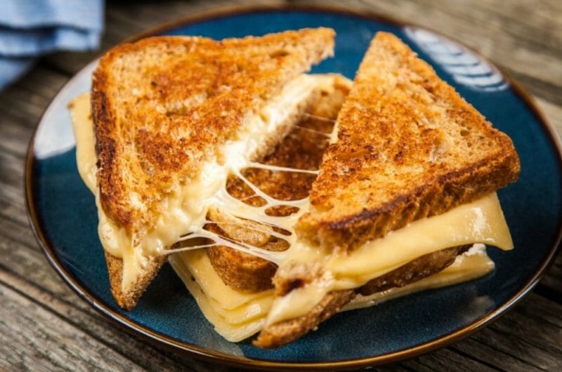 What to Eat with Grilled Cheese: 8 Delicious Side Dishes