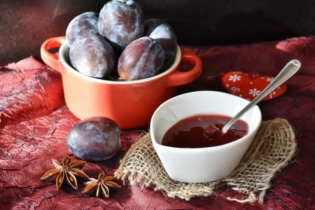 Sugar plums - foods that start with S