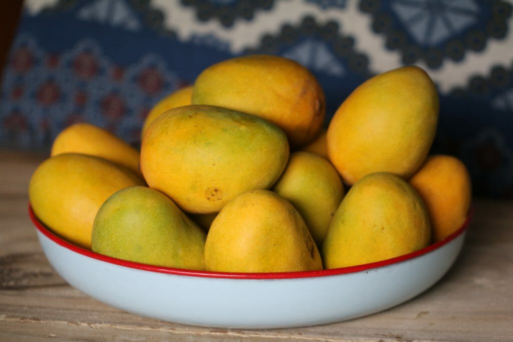 Mangoes in a Bowl