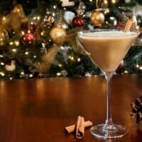 11 Holiday Cocktails The Best For Celebrating!