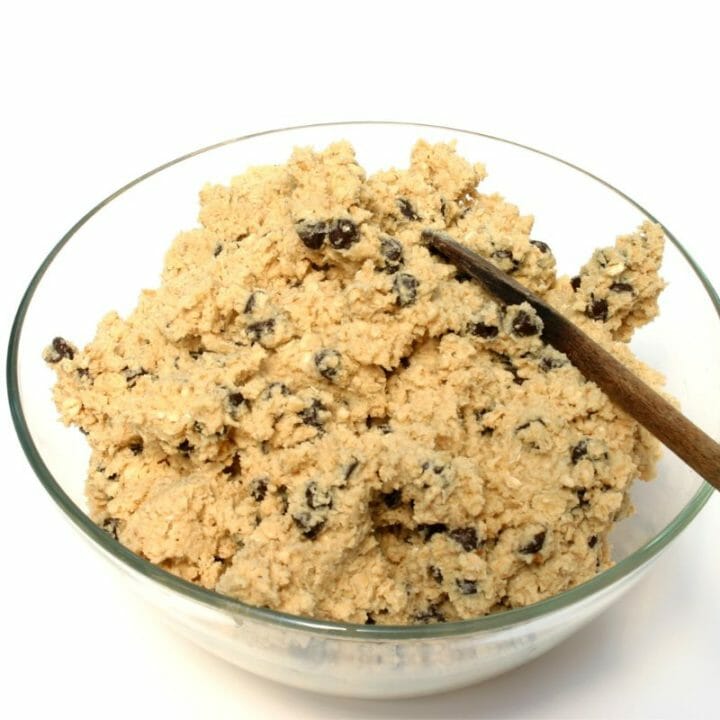5-Methods-To-Fix-Your-Crumbling-Cookie-Dough-And-The-Reasons-Why-It-Happens