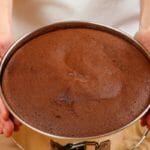11 Easiest And Simplest Ways To Get The Stuck Cake Out Of The Pan