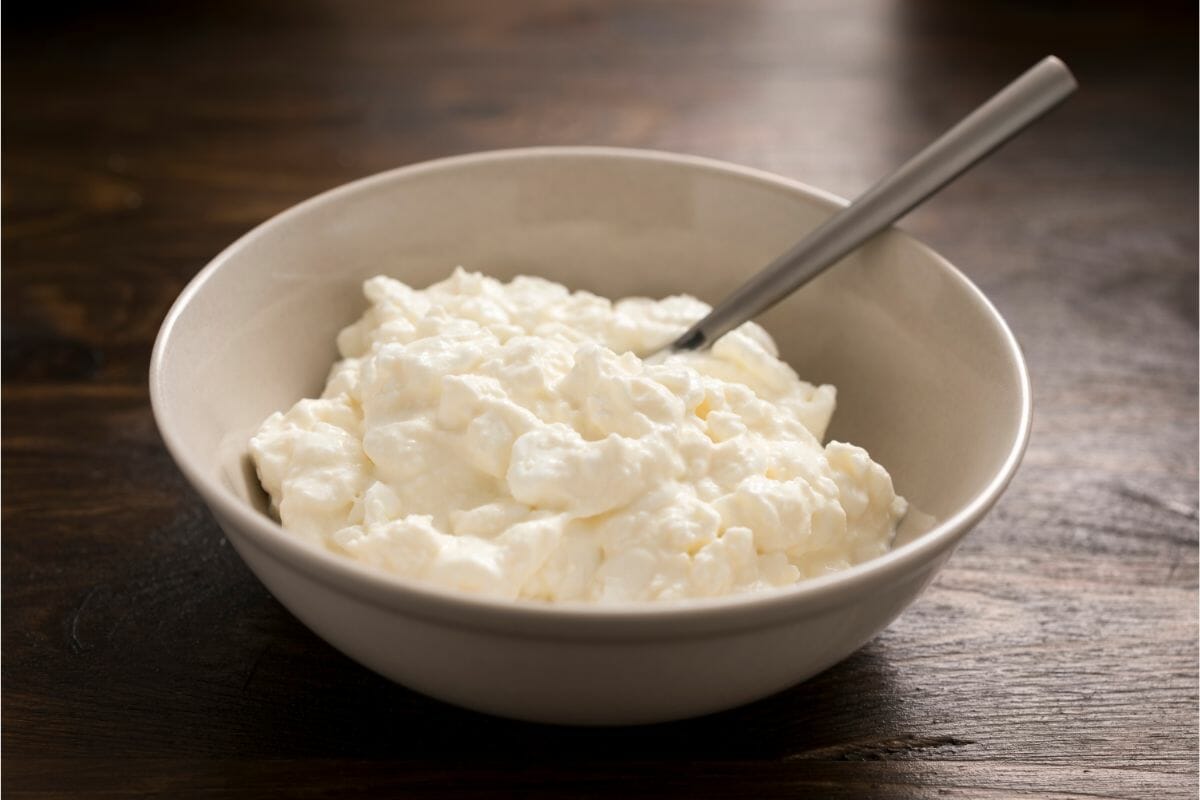 How Do You Know if Cottage Cheese Has Turned Bad?