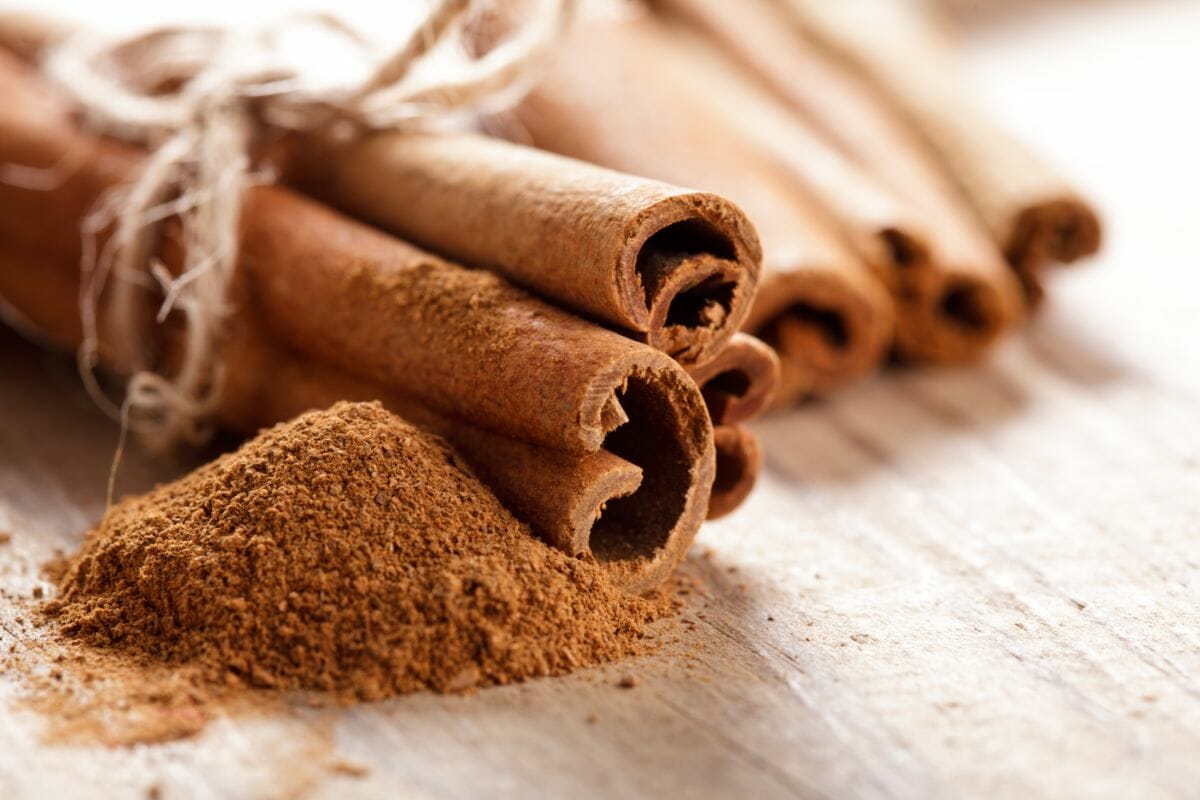 Does Cinnamon Expire? Quick Guide To Ground Cinnamon And Sticks