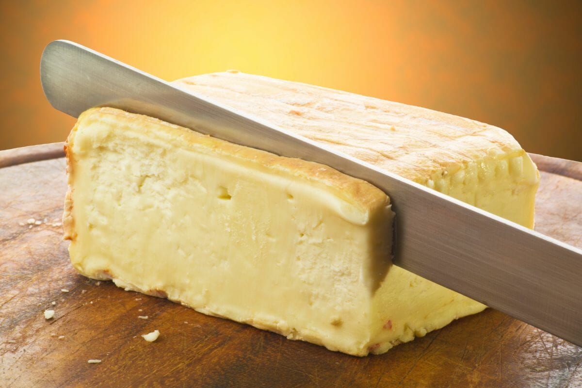 The 5 Best Substitutes For Taleggio Cheese