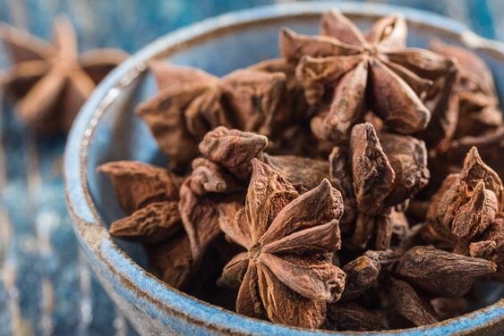 18 Easy Star Anise Substitutes To Use